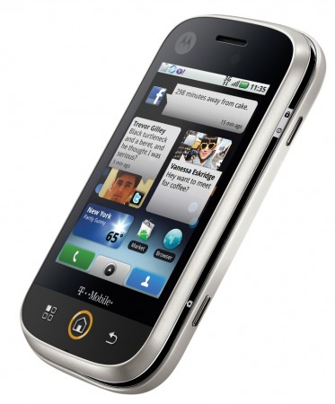 Motorola CLIQ, cliq-r3qtr-tmo-373x4