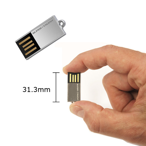 أصغر ذاكرة فلاش بسعة 8GB في العالم 3