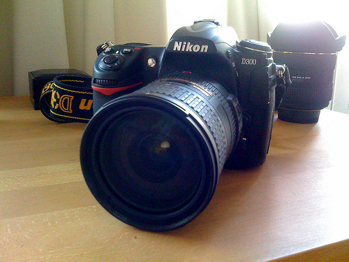 Nikon D700 .. صور كاذبة و لكن المواصفات لازالت كما هي 3