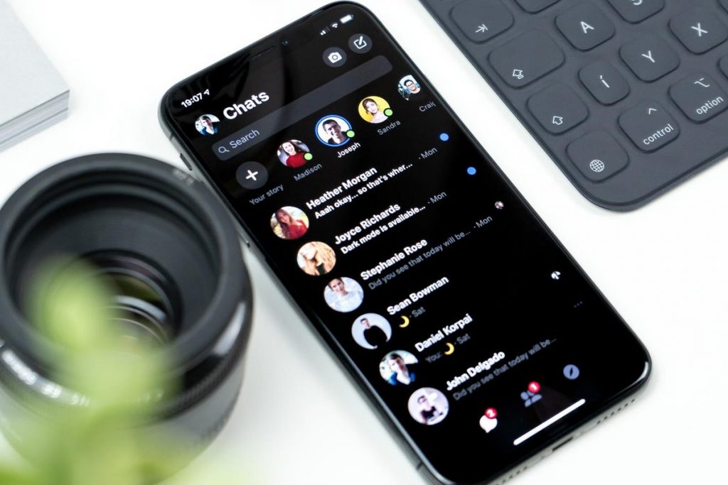 انستجرام - كيف تستخدم Dark Mode للآيفون والأندرويد 11 انستجرام - كيف تستخدم Dark Mode للآيفون والأندرويد