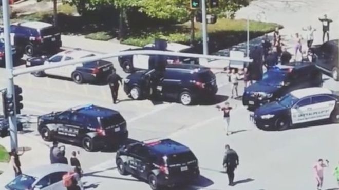 ذعر في مقر يوتيوب في كاليفورنيا بعد إطلاق نار وحالة إنتحار 11 ذعر في مقر يوتيوب في كاليفورنيا بعد إطلاق نار وحالة إنتحار