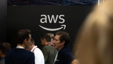 سبب توقف خدمات Amazon Web Services
