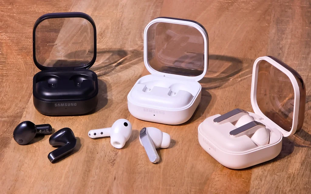 سماعات Galaxy Buds4 و Buds4 Pro تنطلق رسمياً من سامسونج 11 سماعات Galaxy Buds4 و Buds4 Pro تنطلق رسمياً من سامسونج