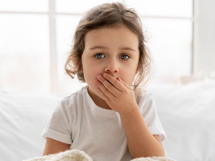 علاج السعال عند الأطفال: العناية بصحة الأطفال بفعالية 11 علاج السعال عند الأطفال