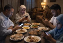 هل انفصلت العائلات بسبب وسائل التواصل؟