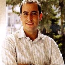 سميح طوقان، المدير التنفيذي لمكتوب، يظهر على قناة الجزيرة بعد ساعة ليتكلم عن شراء ياهو لمكتوب 6