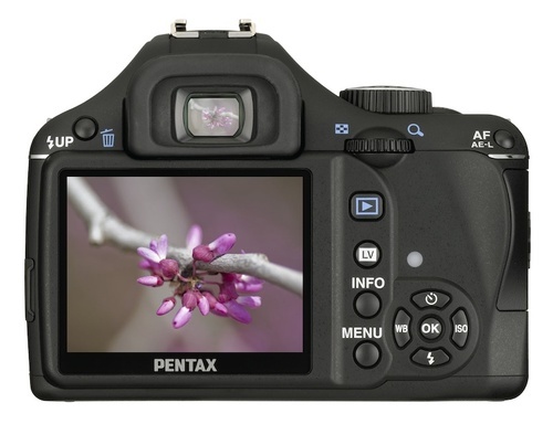 Pentax K-x ربما تكون خيارك الوحيد إذا كنت تبحث عن هذة الألوان 2