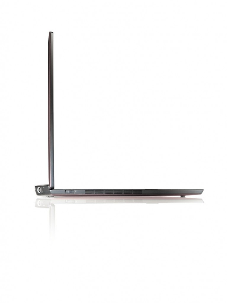 ديل تعود الى قلب الإبتكار مع Latitude Z 600 7