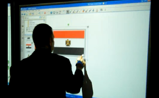 بالفيديو: لوحات SmartBoard التعليمية التفاعلية 6