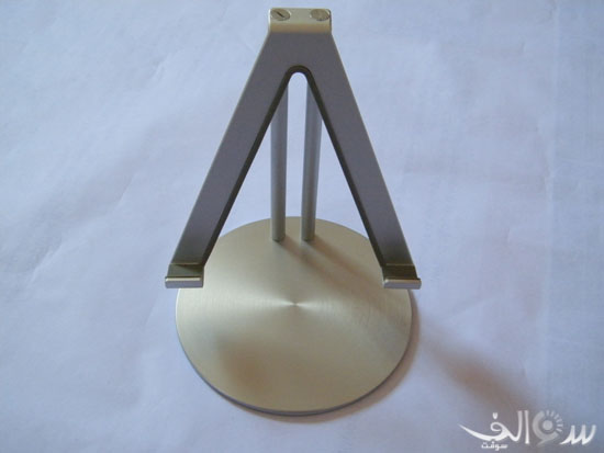 UpStand للآي باد من Just Mobile 4
