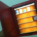 مسابقة سوالف.نت: احصل على حقيبة SENA Folio الفاخرة للآي باد مجانا 3