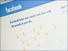فيس بوك تنفي إنخفاض شعبيتها في بيان رسمي 6