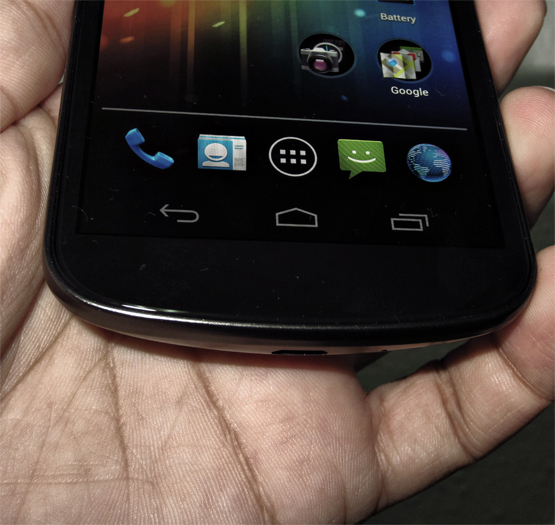 مراجعة مبسطة لهاتف Samsung Galaxy Nexus 17