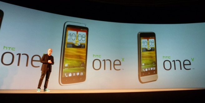 خسائر HTC تصل الى 58% سنوياً 1