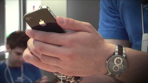  smartphones launched last year consumed 40% more data than those handsets that were launched the prior year