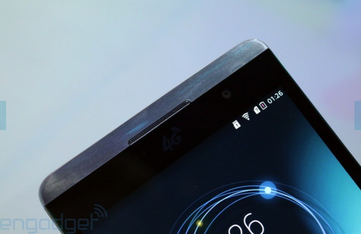 Hisense-X1-is-now-the-largest-screened-smartphone-at-6.8-inches (2)