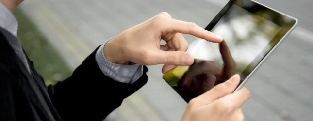 دراسة : الفئات العمرية الاكبر أكثر استخداماً لاجهزة التابلت 1