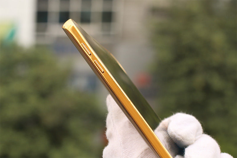 The-gold-plated-Samsung-Galaxy-Note5 (5)
