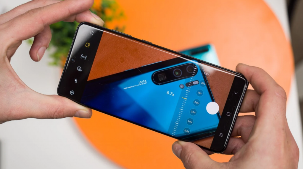 Galaxy S22 Ultra قد يأتي بعدسة كاميرا 200 ميجا بيكسل 11 Galaxy S22 Ultra قد يأتي بعدسة كاميرا 200 ميجا بيكسل