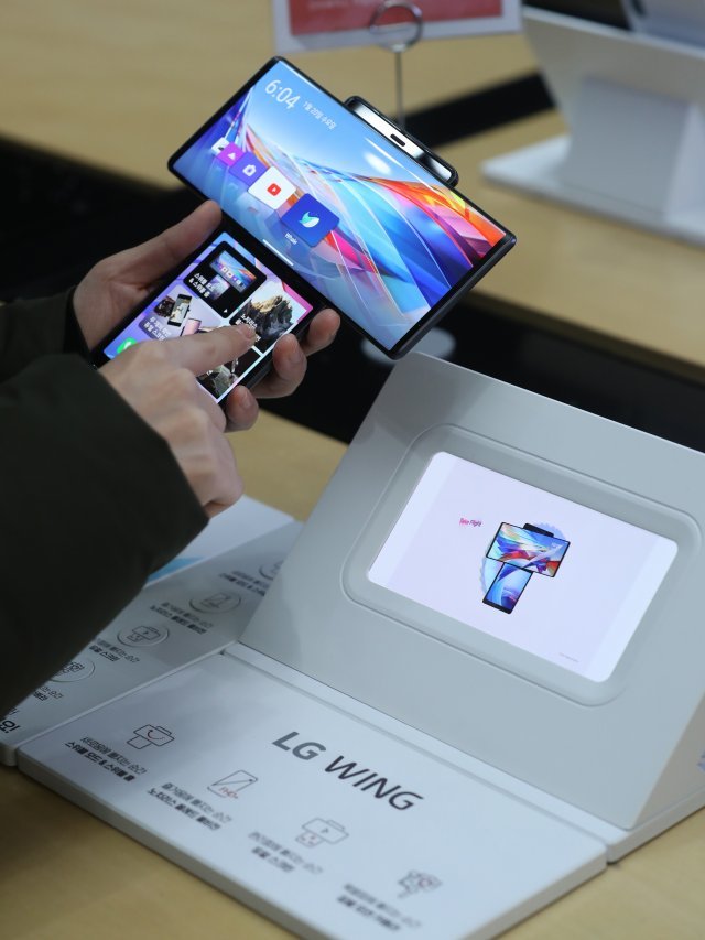 LG تستعد لغلق أعمالها في مجال الهواتف الذكية بشكل نهائي 11 LG تستعد لغلق أعمالها في مجال الهواتف الذكية بشكل نهائي