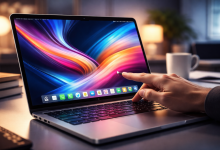 MacBook Pro بشاشة OLED تدعم اللمس