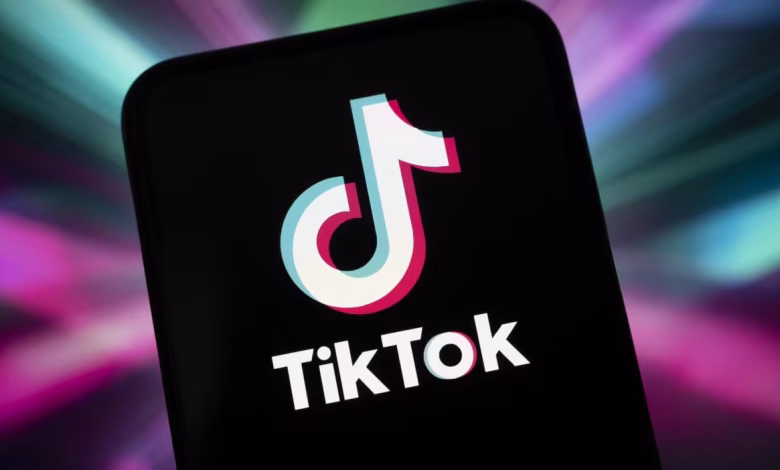 TikTok يحول قسم التعليقات إلى مساحة للمحادثات الصوتية والصور والاستطلاعات