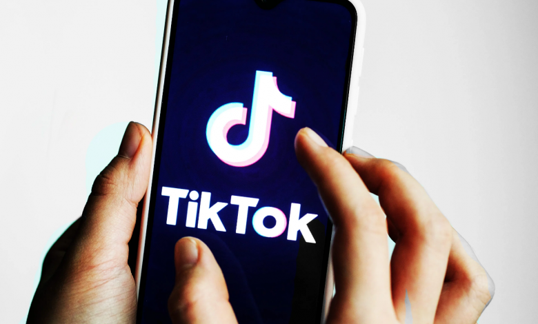 TikTok يربح ويتجاوز مليار مرة تحميل على جوجل بلاي