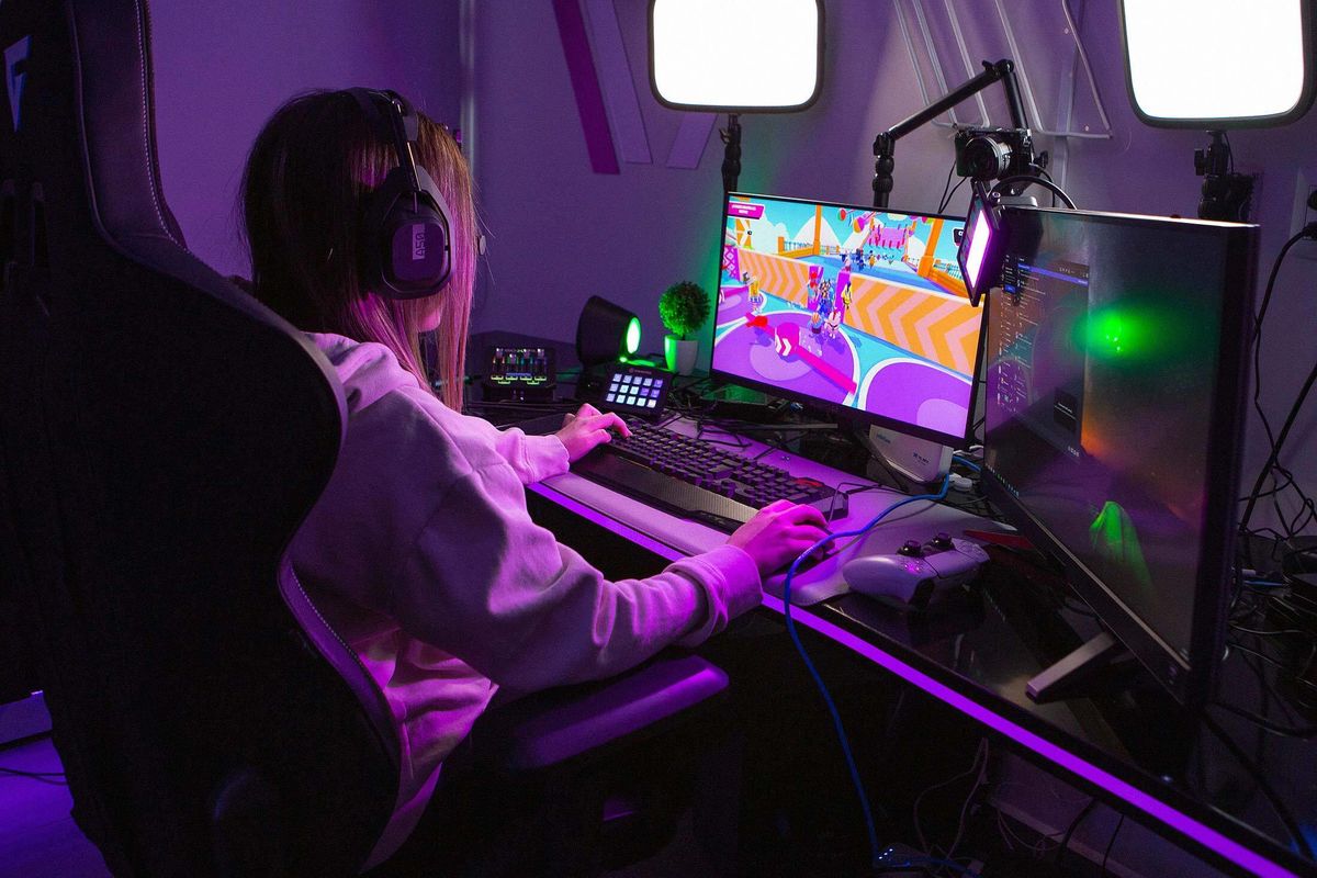 Twitch تعلن موقف أكثر صرامة ضد بث المواد الإباحية المزيفة