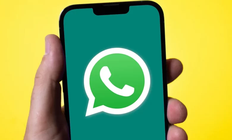 WhatsApp يحل مشكلة عدم وصول الاخطارات على الآيفون في الاصدار 23.5.79