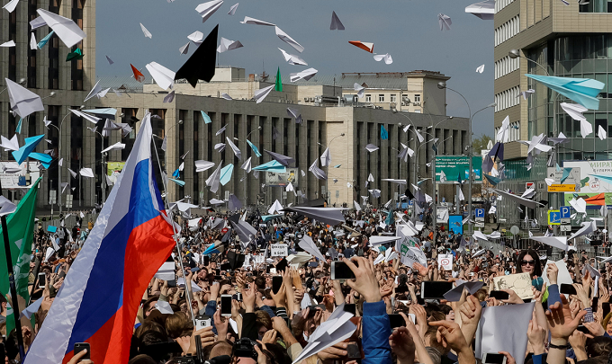 ابل تتجاهل الكرملين الروسي وتقبل تحديثات تطبيق تليجرام