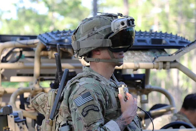 الجيش الأمريكي يؤجل صفقة مايكروسوفت HoloLens بقيمة 22 مليار دولار