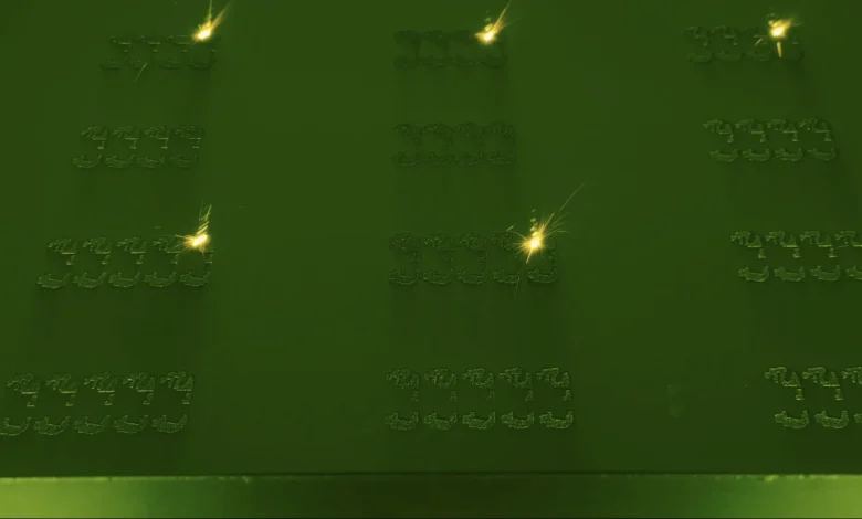 آبل تتجه نحو الطباعة ثلاثية الأبعاد لتصنيع هياكل آيفون وآبل ووتش