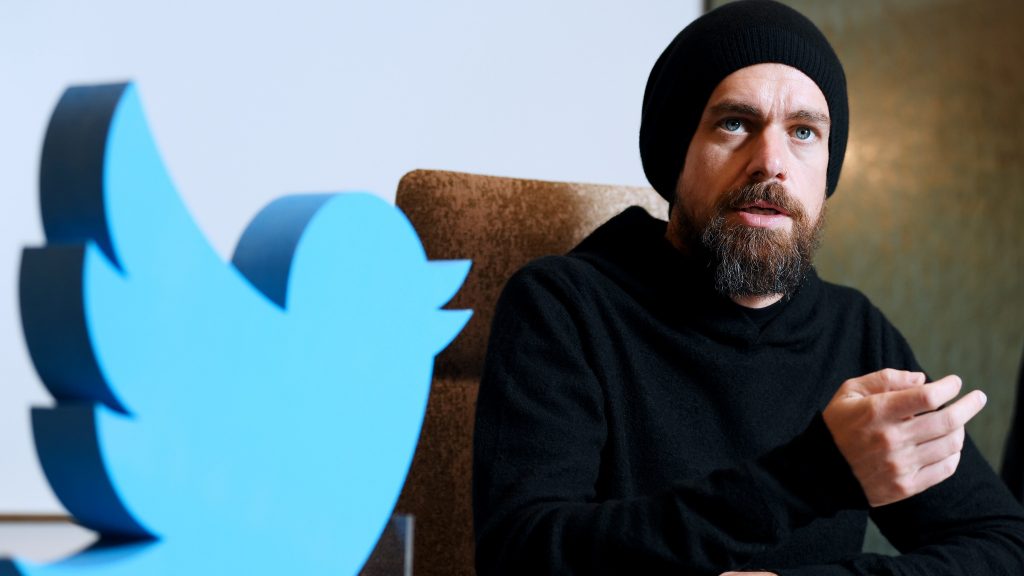 جاك دورسي يعلن استقالته من منصب رئيس تويتر التنفيذي ويغادر في مايو 2022