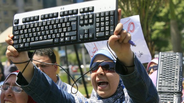 [محدث] بيان حكومي : رفع أسعار الانترنت الارضي في مصر 3