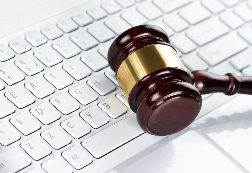 صحيفة :انخفاض في بلاغات جرائم الانترنت بعد التصديق على قانون الجرائم الالكترونية في مصر