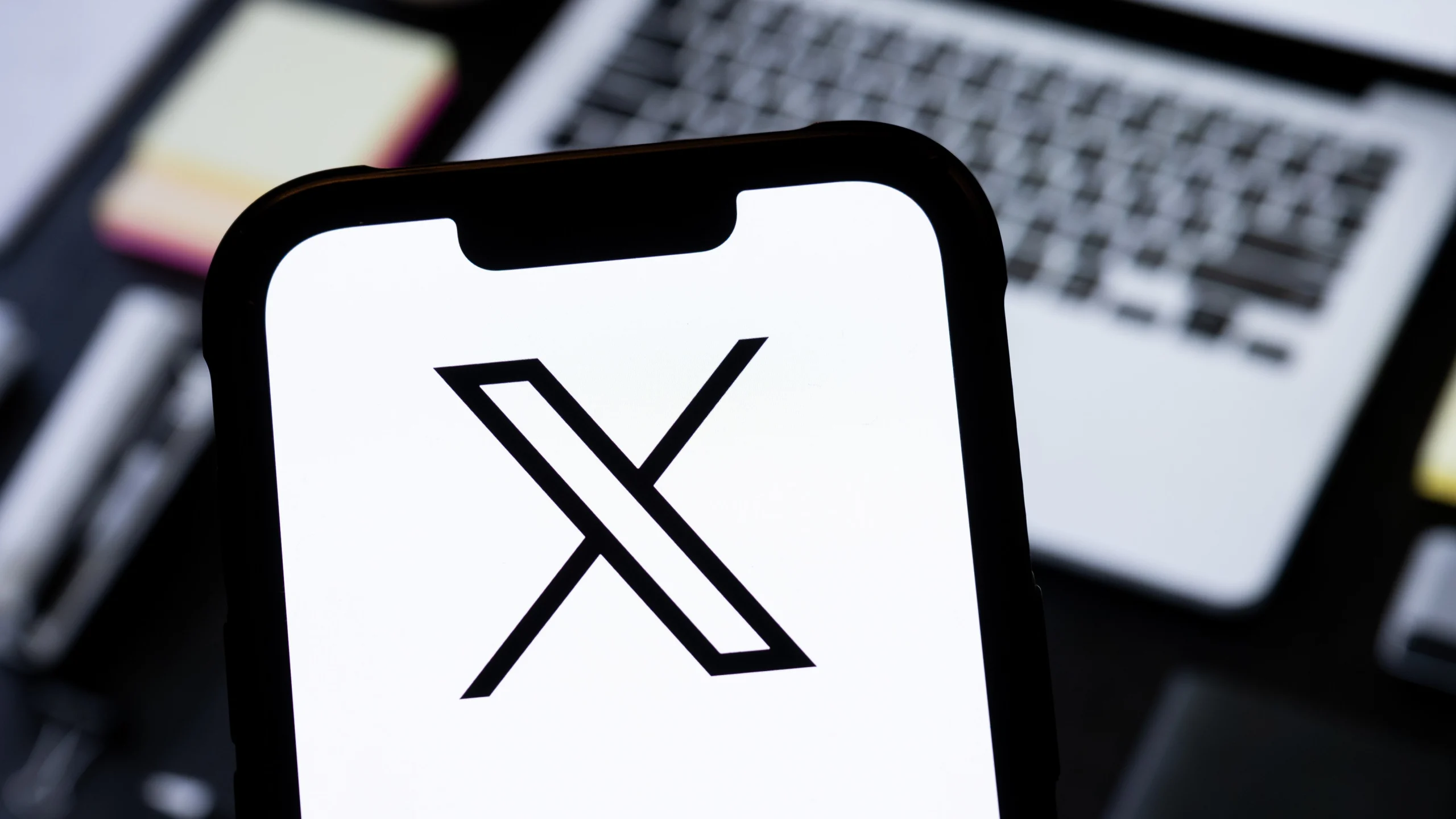 فحص الحيوية في X يطلب إثبات أنك إنسان لمواجهة البوتات