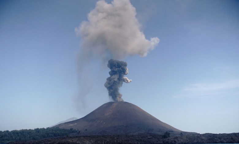 فيديو انفجار بركان Anak Krakatau في اندونيسيا