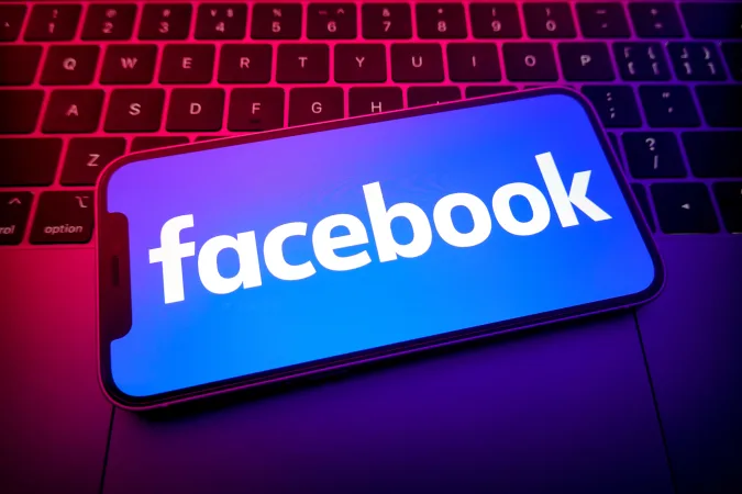 فيس بوك تحذر مليون مستخدم: حساباتكم تم اختراقها