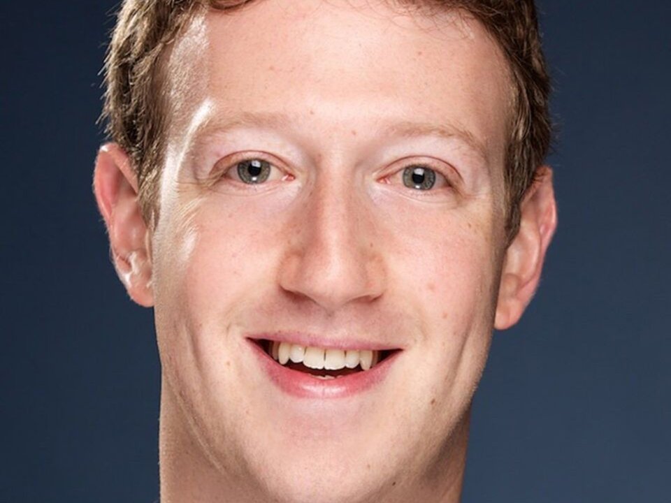 فيس بوك تنفي رسمياً رحيل زوكيربرج من منصب رئيس مجلس الادارة
