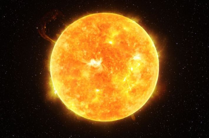 قطر الشمس: عملاق مشع في قلب الكون
