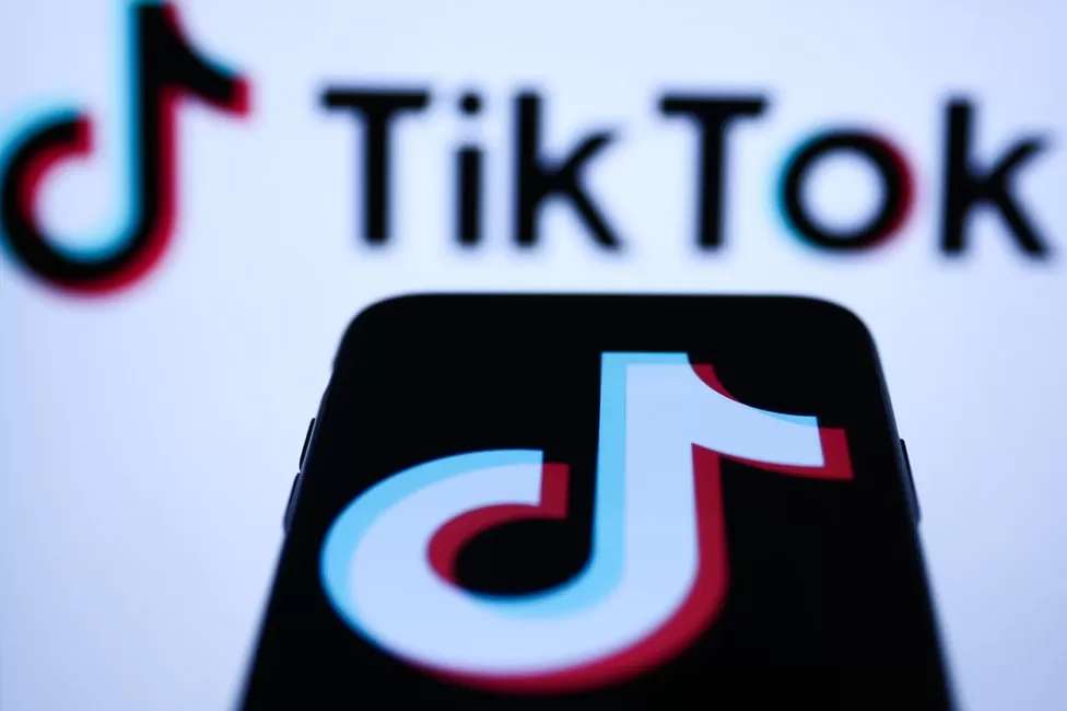 كندا تحظر تطبيق TikTok من جميع الأجهزة الحكومية