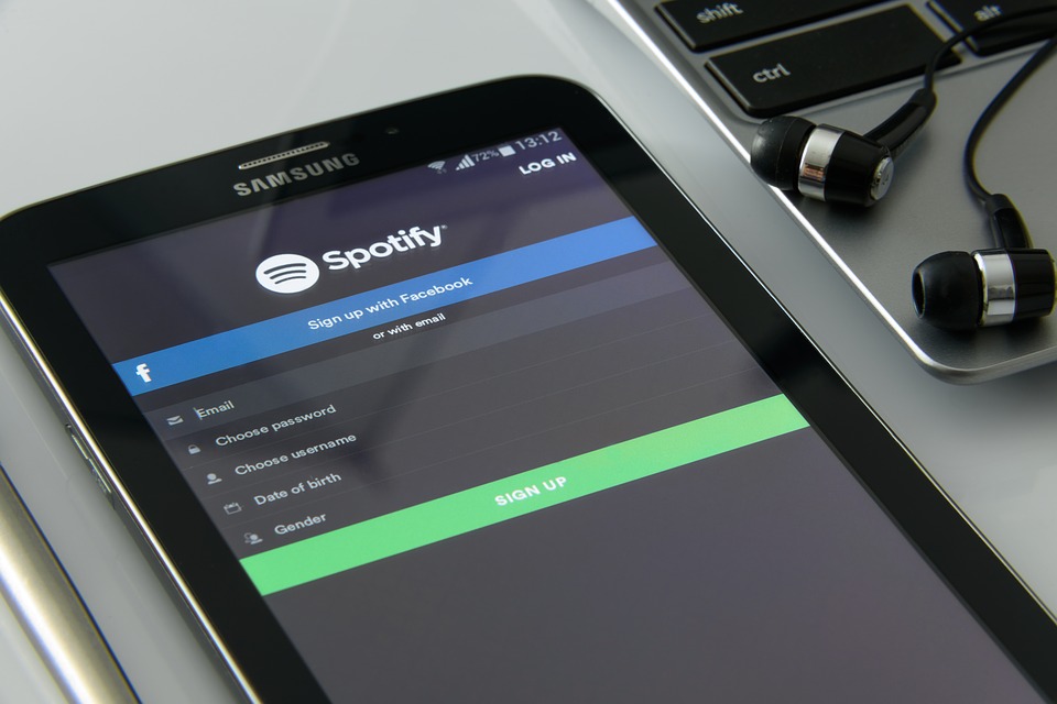 كيف تحصل على دعوة للتسجيل في خدمة Spotify 1 كيف تحصل على دعوة للتسجيل في خدمة Spotify