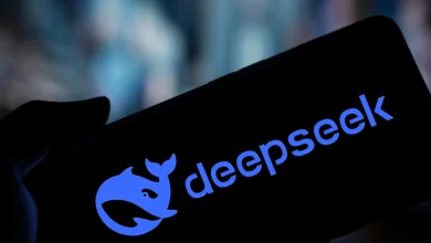 كيف تكشف DeepSeek أسرار الكون من خلال نموذج رياضي جديد؟