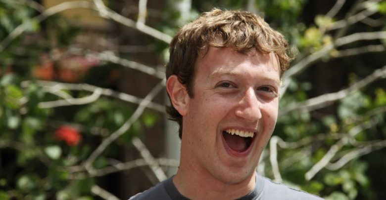 مؤسس فيس بوك يعترف بارتكاب أخطاء في فضيحة كمبردج أناليتيكا ويتعهد بمزيد من الاصلاحات