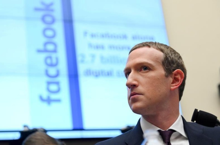 مؤسس فيس بوك يقول انه منفتح على فكرة دفع ضرائب أكثر في 2020 1 مؤسس فيس بوك يقول انه منفتح على فكرة دفع ضرائب في دول مختلفة