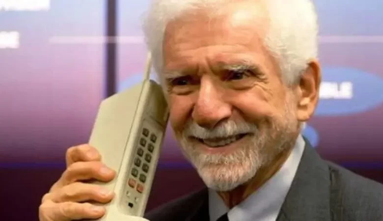 ما هو تاريخ ظهور أول هاتف محمول في العالم