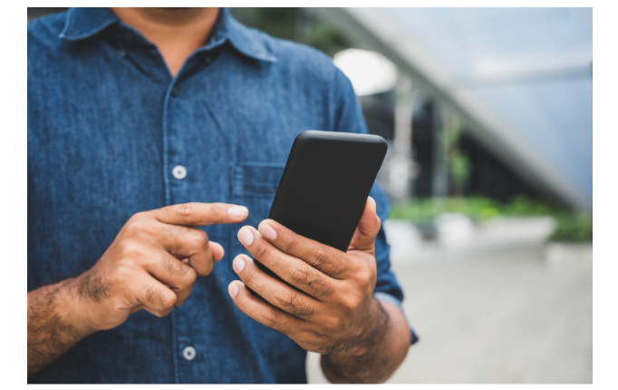 اكتشف مع من يتحدث صديقك على الهاتف 2